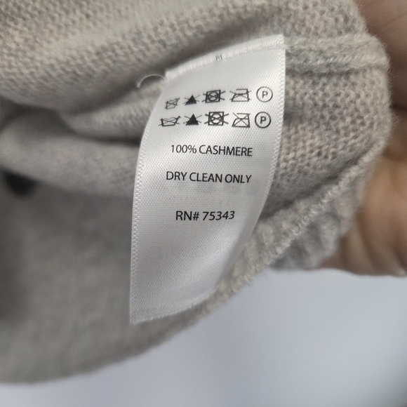 Cynthia Rowley Polka Dot 100% Cashmere Gray & Black Roundneck Sweater Medium - Picture 5 of 5